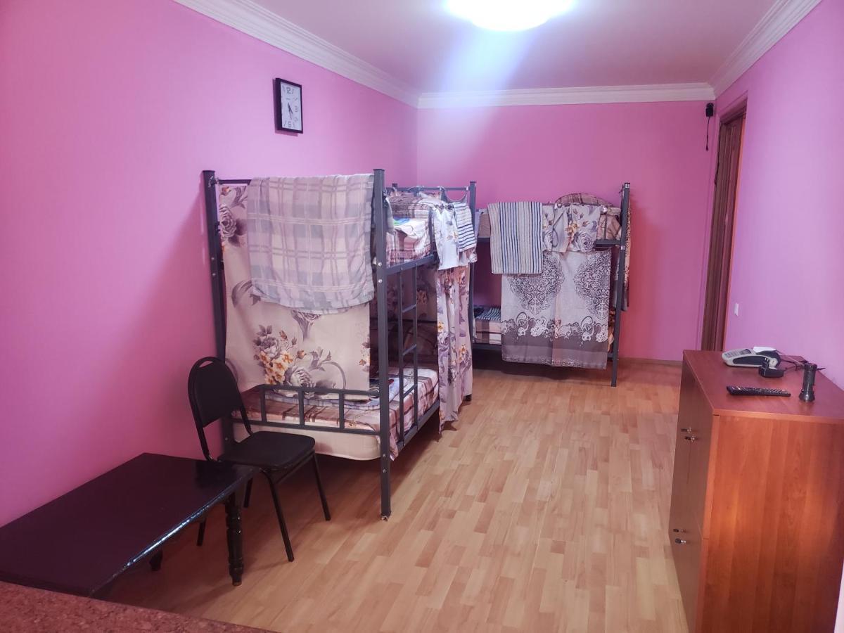 Intercity Hostel Batumi Exterior photo