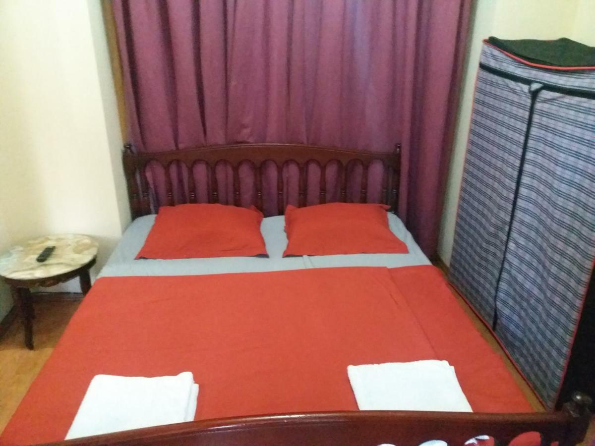 Intercity Hostel Batumi Exterior photo